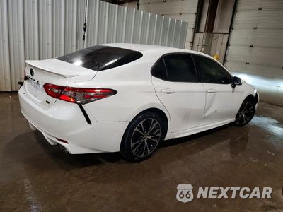 Trzecie zdjęcie samochodu z tyłu: 2018 TOYOTA CAMRY SE VIN:JTNB11HK2J3019064 - miniatura