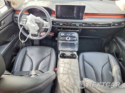 Zdjęcie 8 z 13 samochodu: 2023 LINCOLN NAUTILUS RESERVE VIN:2LMPJ6K98PBL16815 - miniatura