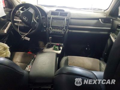 Zdjęcie 8 z 12 samochodu: 2014 TOYOTA CAMRY SE VIN:4T1BF1FK3EU866664 - miniatura