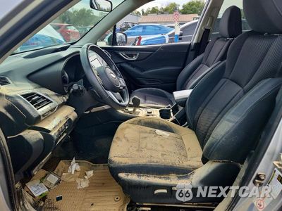 Zdjęcie 7 z 13 samochodu: 2019 SUBARU FORESTER PREMIUM VIN:JF2SKAGC2KH595125 - miniatura