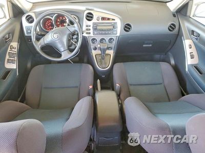 Zdjęcie 8 z 12 samochodu: 2006 TOYOTA MATRIX XR VIN:2T1KR32E16C566658 - miniatura