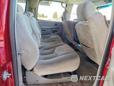 Zdjęcie 11 z 13 samochodu: 2005 GMC YUKON XL C1500 VIN:3GKEC16Z15G119479 - miniatura