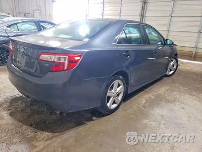 Trzecie zdjęcie samochodu z tyłu: 2013 TOYOTA CAMRY SE VIN:4T1BF1FK0DU295195 - miniatura