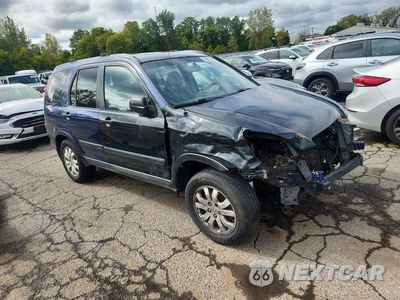 Czwarte zdjęcie samochodu z boku: 2005 HONDA CR-V EX VIN:JHLRD78885C037465 - miniatura