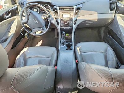 Zdjęcie 8 z 12 samochodu: 2013 HYUNDAI SONATA LIMITED VIN:5NPEC4AC9DH791103 - miniatura
