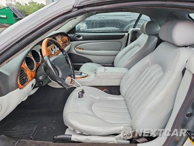 Zdjęcie 7 z 12 samochodu: 2003 JAGUAR XK8 VIN:SAJDA42C532A36423 - miniatura