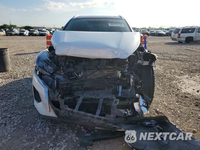 Piąte zdjęcie samochodu w środku: 2024 NISSAN KICKS SV VIN:3N1CP5CV4RL473903 - miniatura