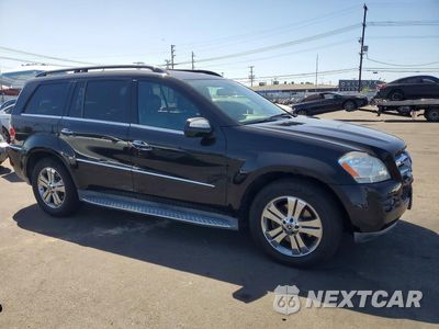 Czwarte zdjęcie samochodu z boku: 2009 MERCEDES-BENZ GL 450 4MATIC VIN:4JGBF71E59A517386 - miniatura