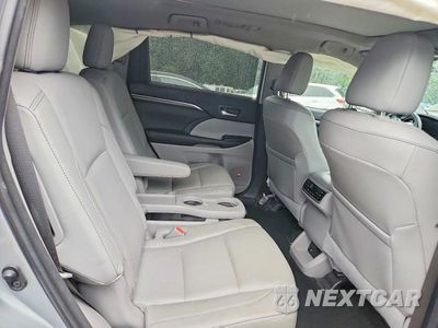 Zdjęcie 11 z 13 samochodu: 2015 TOYOTA HIGHLANDER HYBRID LIMITED PLATINUM VIN:5TDDCRFH8FS011974 - miniatura
