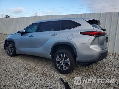 Drugie zdjęcie samochodu z przodu: 2022 TOYOTA HIGHLANDER XLE VIN:5TDGZRAH1NS539907 - miniatura