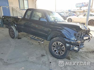 Czwarte zdjęcie samochodu z boku: 2002 TOYOTA TACOMA XTRACAB PRERUNNER VIN:5TESM92N92Z125382 - miniatura