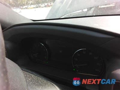 Zdjęcie 9 z 13 samochodu: 2024 FORD EXPLORER ST-LINE VIN:1FMSK8KH0RGA59635 - miniatura