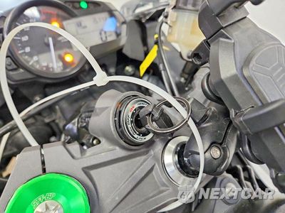 Zdjęcie 8 z 10 samochodu: 2016 KAWASAKI ZX636 F VIN:JKBZXJF19GA008469 - miniatura