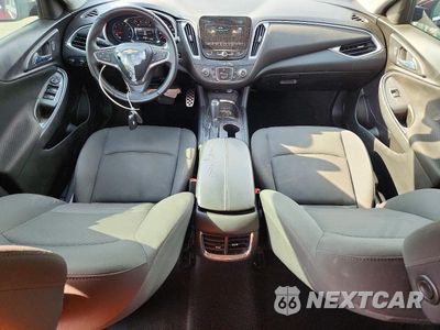 Zdjęcie 8 z 12 samochodu: 2016 CHEVROLET MALIBU LT VIN:1G1ZE5ST4GF222389 - miniatura