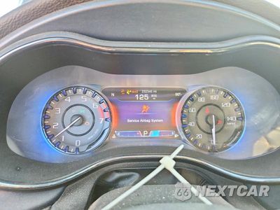 Zdjęcie 9 z 12 samochodu: 2015 CHRYSLER 200 S VIN:1C3CCCBB1FN573073 - miniatura