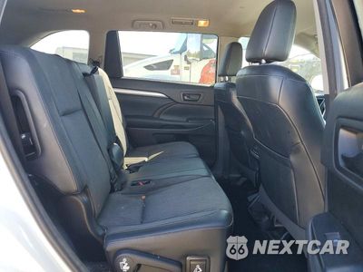 Zdjęcie 11 z 13 samochodu: 2015 TOYOTA HIGHLANDER LE PLUS VIN:5TDZKRFH7FS076808 - miniatura