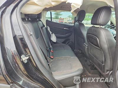 Zdjęcie 10 z 12 samochodu: 2020 BUICK ENCORE GX SELECT VIN:KL4MMDSL0LB107055 - miniatura