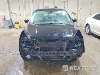Piąte zdjęcie samochodu w środku: 2019 FORD ESCAPE S VIN:1FMCU0F73KUA18022 - miniatura
