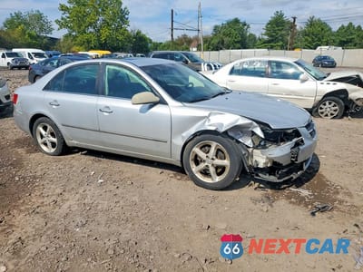 Czwarte zdjęcie samochodu z boku: 2008 HYUNDAI SONATA SE V6 VIN:5NPEU46F68H317308 - miniatura