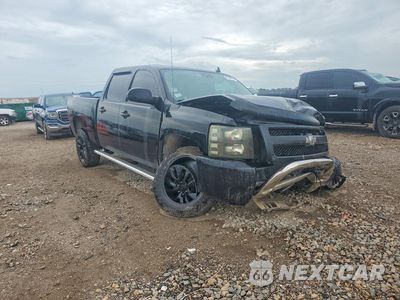 Czwarte zdjęcie samochodu z boku: 2011 CHEVROLET SILVERADO K1500 LS VIN:3GCPKREA1BG306167 - miniatura