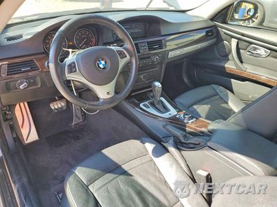 Zdjęcie 8 z 12 samochodu: 2013 BMW 335 XI VIN:WBAKF9C52DE859826 - miniatura