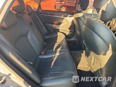 Zdjęcie 10 z 12 samochodu: 2015 HYUNDAI GENESIS 3.8L VIN:KMHGN4JE1FU062442 - miniatura