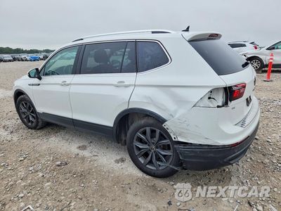 Drugie zdjęcie samochodu z przodu: 2022 VOLKSWAGEN TIGUAN SE VIN:3VV2B7AXXNM129070 - miniatura