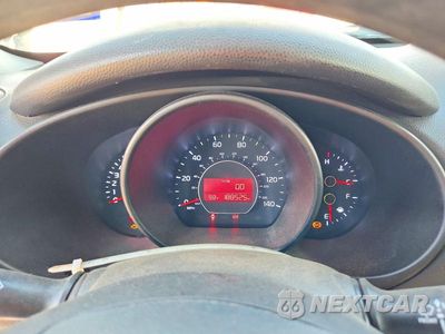Zdjęcie 9 z 12 samochodu: 2016 KIA SOUL BASE VIN:KNDJN2A27G7853496 - miniatura
