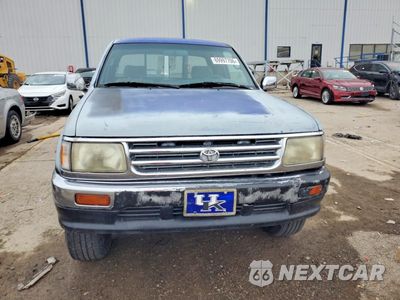 Piąte zdjęcie samochodu w środku: 1995 TOYOTA T100 SR5 VIN:JT4VD22F2S0010409 - miniatura