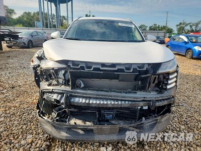 Piąte zdjęcie samochodu w środku: 2025 NISSAN KICKS SR VIN:3N8AP6DA9SL326363 - miniatura