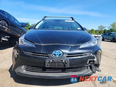 Piąte zdjęcie samochodu w środku: 2022 TOYOTA PRIUS XLE AWD-E VIN:JTDL9MFU3N3037974 - miniatura