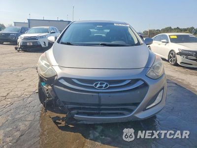 Piąte zdjęcie samochodu w środku: 2013 HYUNDAI ELANTRA GT BASE VIN:KMHD35LE6DU127939 - miniatura