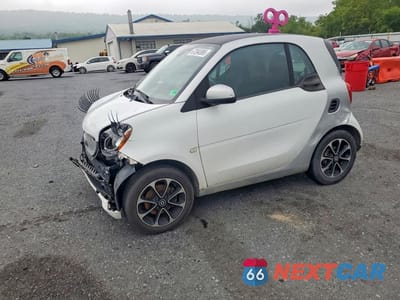 2016 SMART FORTWO WMEFJ5DA8GK051558 - główne zdjęcie licytacji z USA - miniatura
