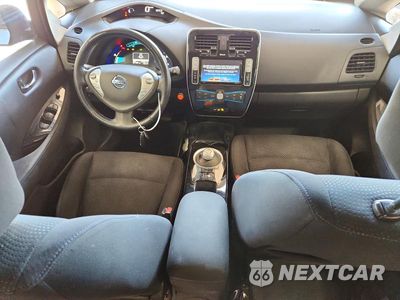 Zdjęcie 8 z 12 samochodu: 2016 NISSAN LEAF SV VIN:1N4BZ0CP4GC312442 - miniatura