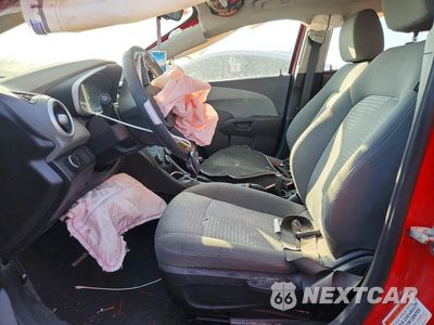 Zdjęcie 7 z 13 samochodu: 2020 CHEVROLET SONIC VIN:1G1JG6SB1L4134846 - miniatura