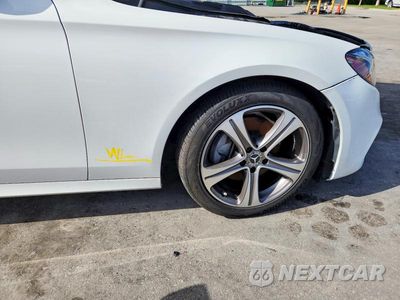 Zdjęcie 12 z 13 samochodu: 2019 MERCEDES-BENZ E 300 VIN:WDDZF4JBXKA683793 - miniatura