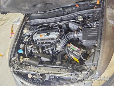 Zdjęcie 11 z 12 samochodu: 2008 HONDA ACCORD EX VIN:JHMCP26718C055526 - miniatura
