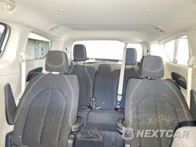 Zdjęcie 10 z 13 samochodu: 2021 CHRYSLER VOYAGER LX VIN:2C4RC1CG0MR579564 - miniatura