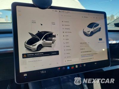 Zdjęcie 9 z 12 samochodu: 2024 TESLA MODEL Y VIN:7SAYGDEE8RF114582 - miniatura