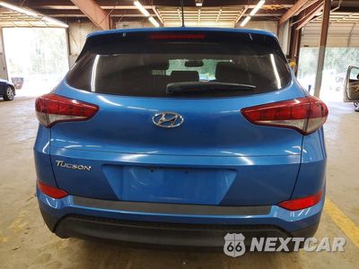 Zdjęcie 6 z 13 samochodu: 2016 HYUNDAI TUCSON SE VIN:KM8J33A46GU202080 - miniatura
