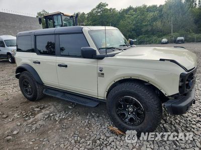 Czwarte zdjęcie samochodu z boku: 2025 FORD BRONCO BIG BEND VIN:1FMEE7BH2SLB15831 - miniatura