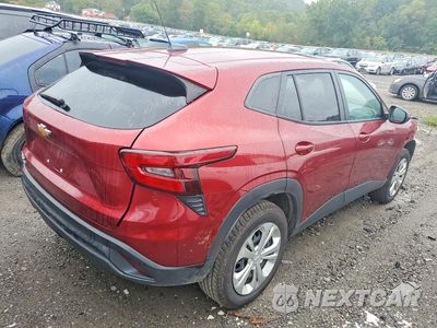 Trzecie zdjęcie samochodu z tyłu: 2024 CHEVROLET TRAX LS VIN:KL77LFE23RC188573 - miniatura