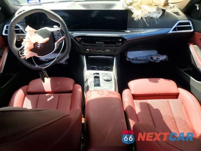 Zdjęcie 8 z 12 samochodu: 2026 BMW 3 SERIES 330XI VIN:WBA23LA05TFW55429 - miniatura