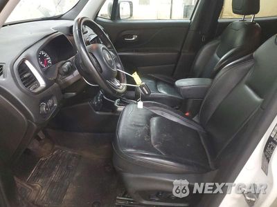 Zdjęcie 7 z 14 samochodu: 2021 JEEP RENEGADE LIMITED VIN:ZACNJDD18MPM38677 - miniatura
