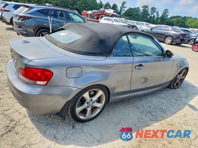 Trzecie zdjęcie samochodu z tyłu: 2010 BMW 135 I VIN:WBAUN9C54AVK41480 - miniatura