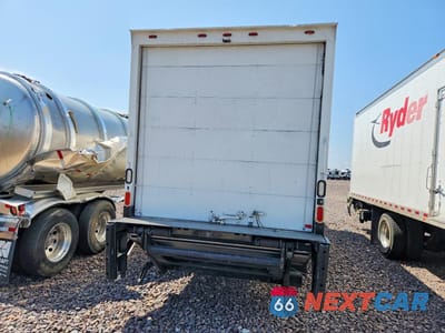 Zdjęcie 6 z 13 samochodu: 2015 FREIGHTLINER BUSINESS CLASS M2 BOX TRUCK VIN:3ALACWDT4FDGU9083 - miniatura