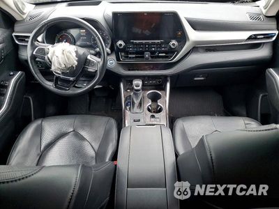 Zdjęcie 8 z 12 samochodu: 2021 TOYOTA HIGHLANDER HYBRID PLATINUM VIN:5TDEBRCH4MS047492 - miniatura