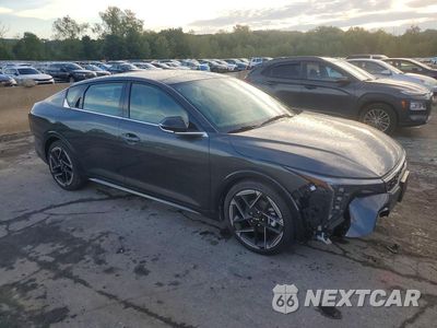 Czwarte zdjęcie samochodu z boku: 2026 KIA K4 GT LINE VIN:3KPFW4DE8TE357508 - miniatura