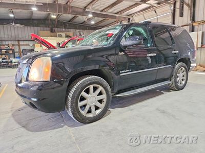 2010 GMC YUKON DENALI 1GKUKEEFXAR149619 - główne zdjęcie licytacji z USA - miniatura