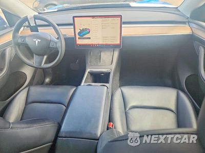 Zdjęcie 8 z 12 samochodu: 2024 TESLA MODEL Y VIN:7SAYGDED0RF210178 - miniatura